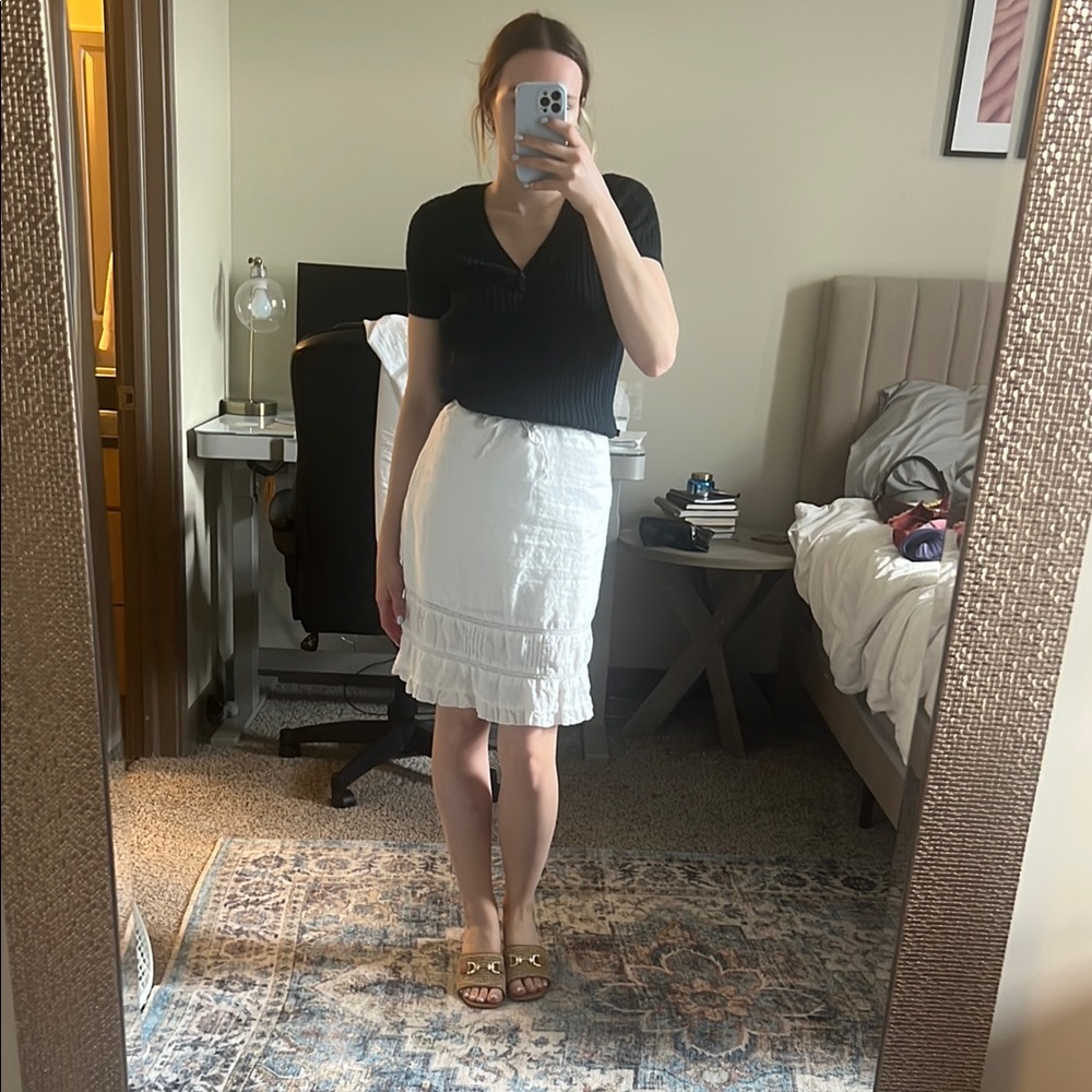 White linen ruffle skirt sz 2